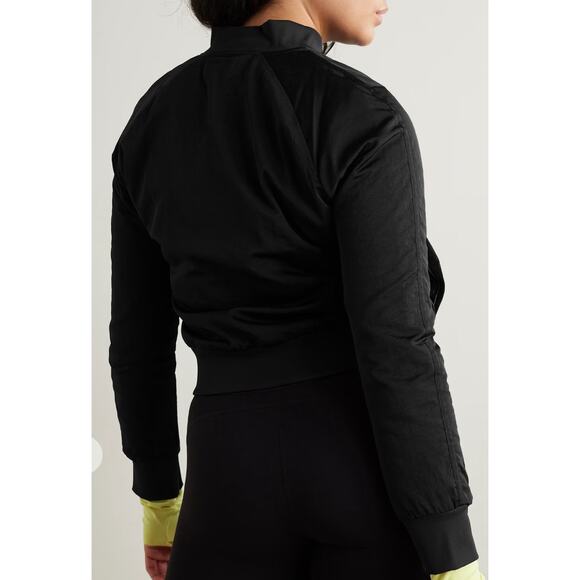 Lululemon Non-Stop Bomber Reversible Jacket in Black. Size 6. - Picture 12 of 12